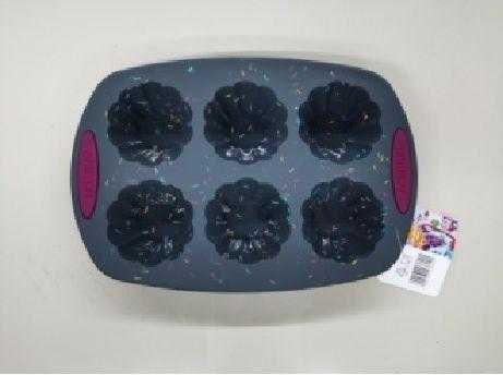 Silicone cake mould
